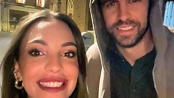 Gerard Piqué y Clara Chía se dejan ver en el Barrio Húmedo de León