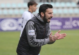 Álex Izquierdo no seguirá al frente del Palencia Cristo Atlético