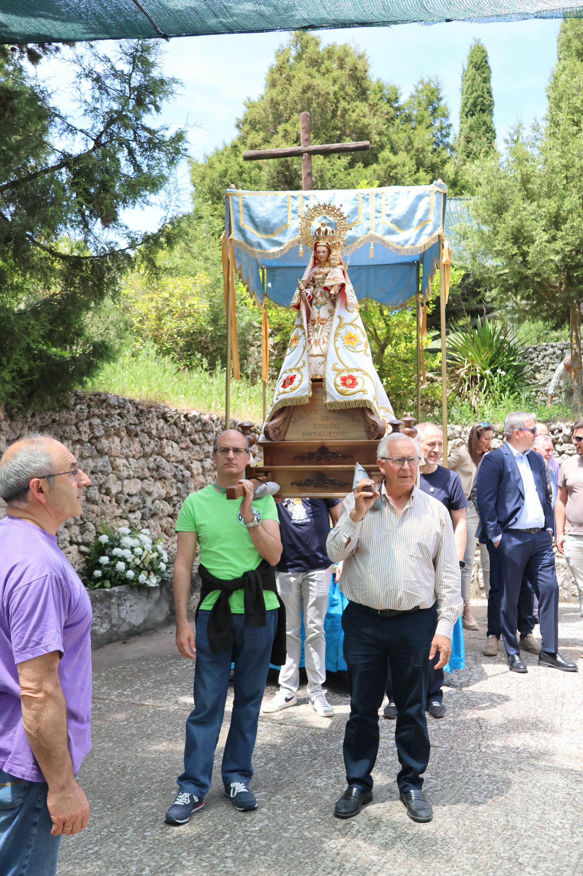 Antigüedad danza a la Virgen de Garón