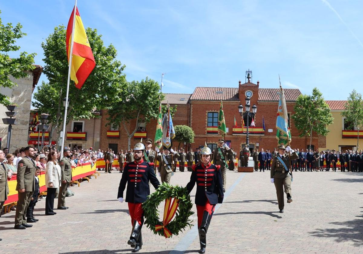 Cigales rinde homenaje a la bandera y a los que dieron su vida por España