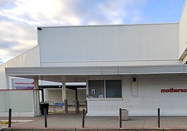 Puerta principal de Motherson, en la que se ha convocado la concentración