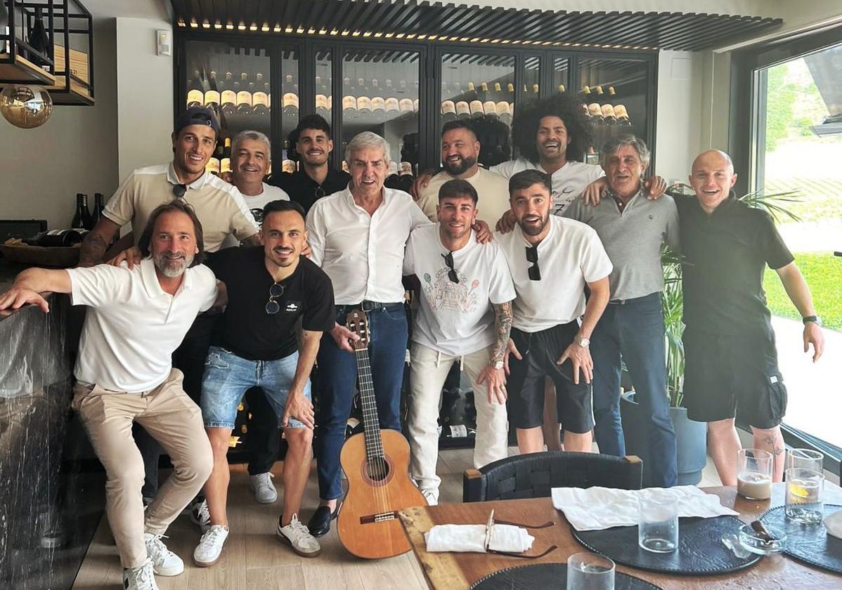 El Rayo celebra su clasificación europea en una bodega de Valladolid