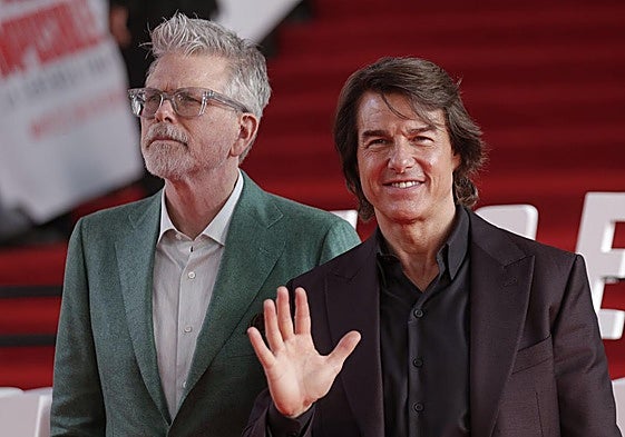 Christopher McQuarrie y Tom Cruisa en la presentación del filme.