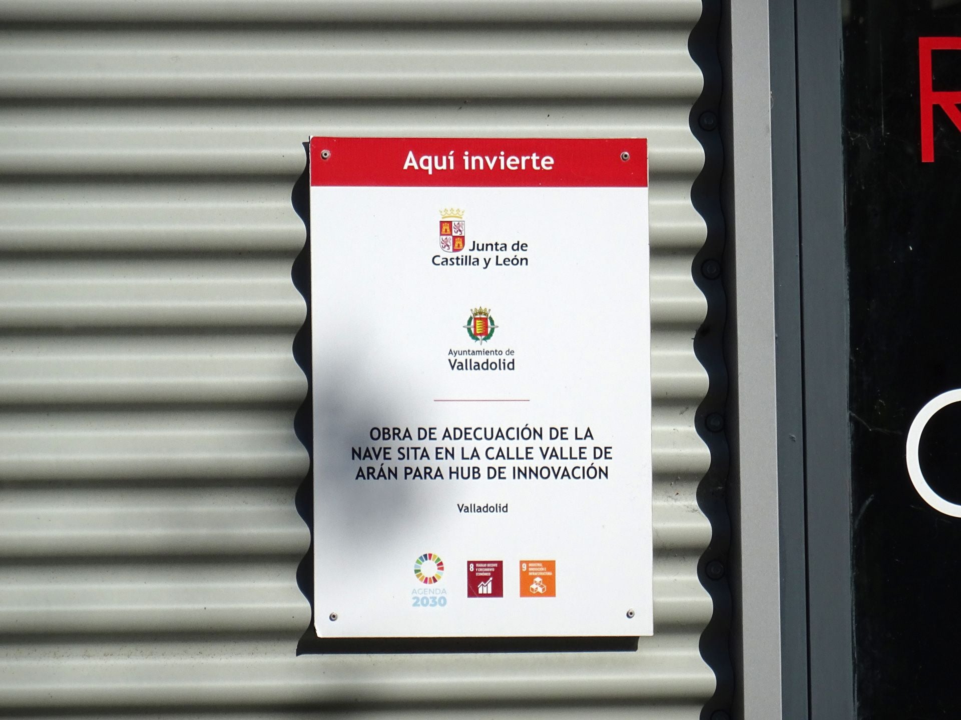 Las imágenes de la nave provisional del mercado del Val instalada en Barrio España