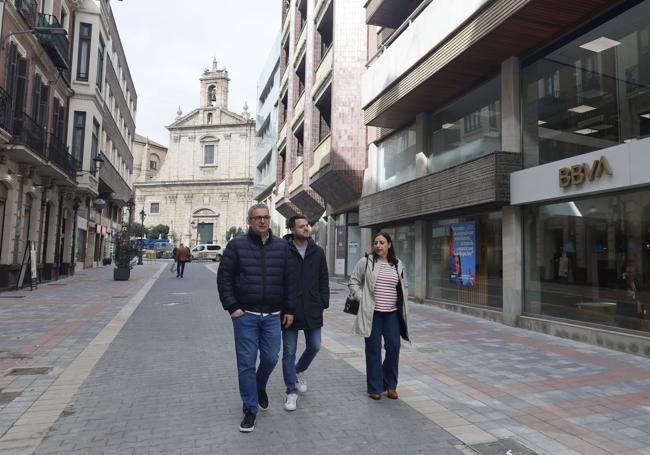 Calle Don Sancho y la Cestilla, cerradas al tráfico.