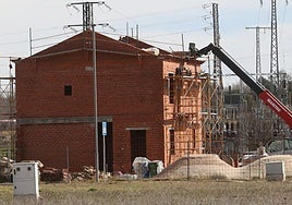 Construcción de nuevas viviendas en Boceguillas, en el nordeste de Segovia.