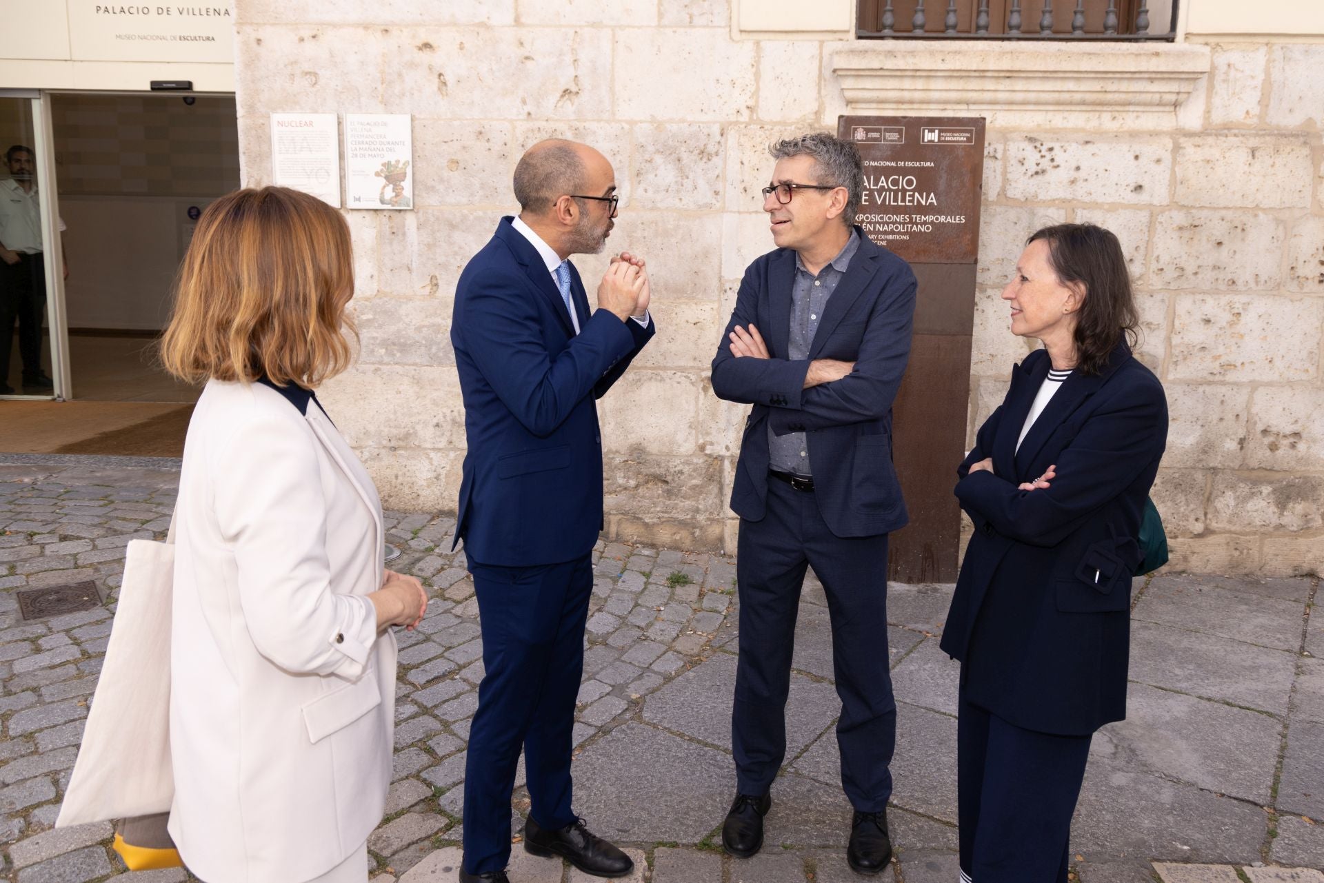 Las imágenes de la exposición que confronta a Chillida con el barroco