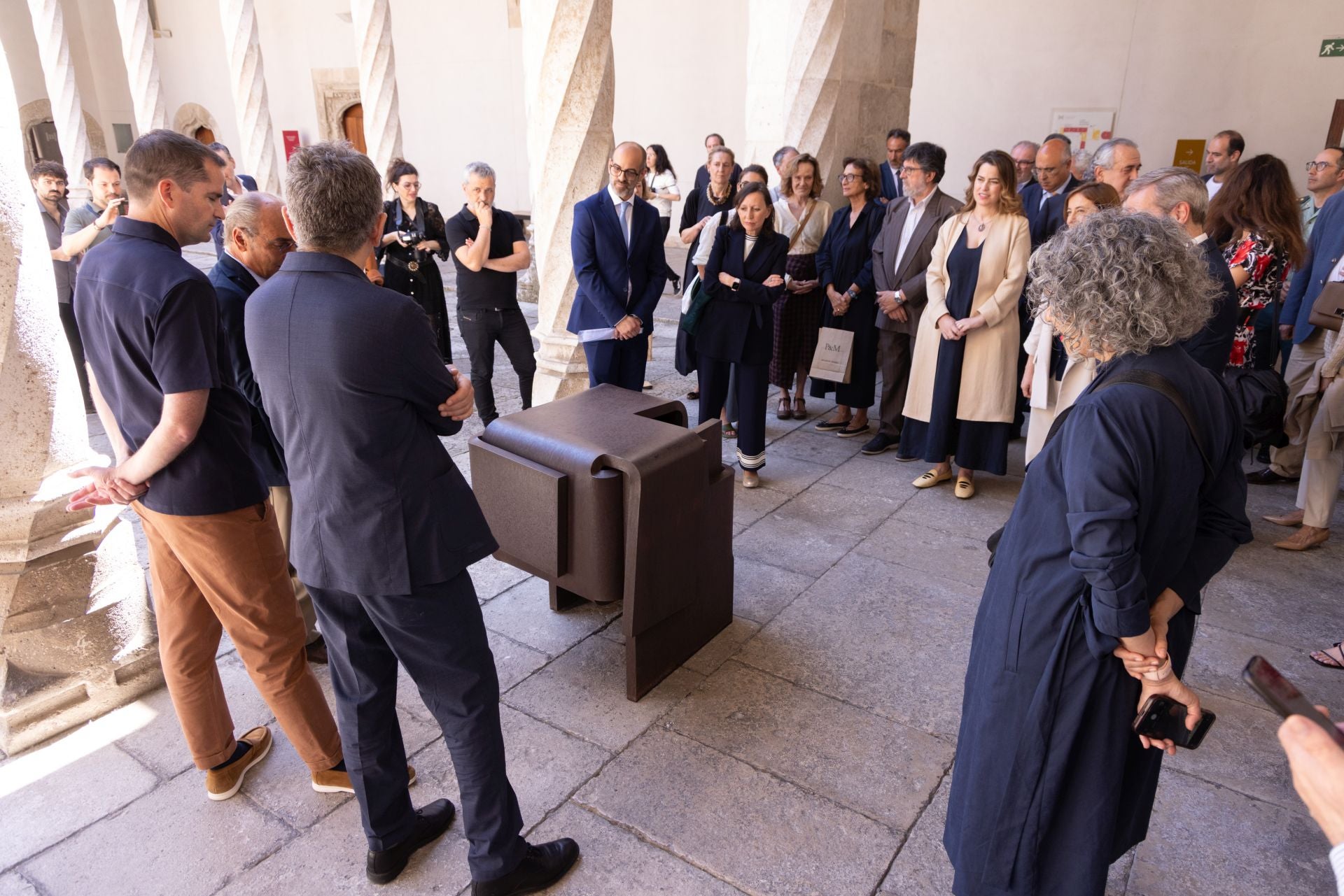 Las imágenes de la exposición que confronta a Chillida con el barroco