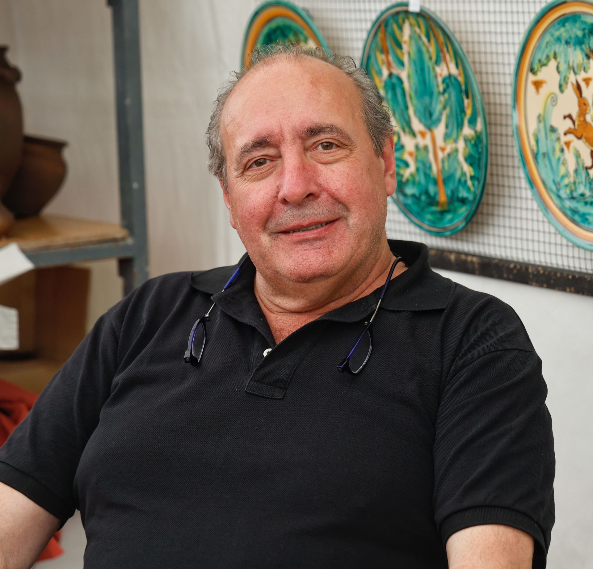 La cerámica impone arte y color a la Feria Chica en Palencia