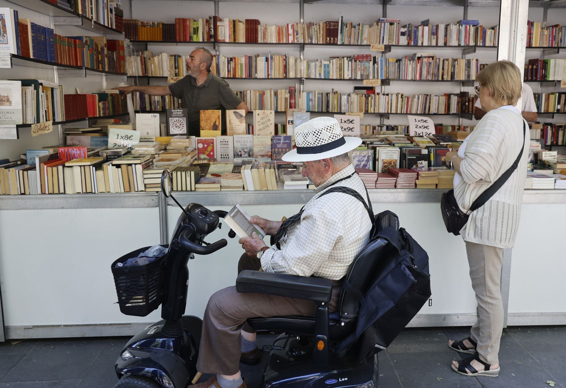 Así es la Feria del Libro Antiguo y de Ocasión de Palencia