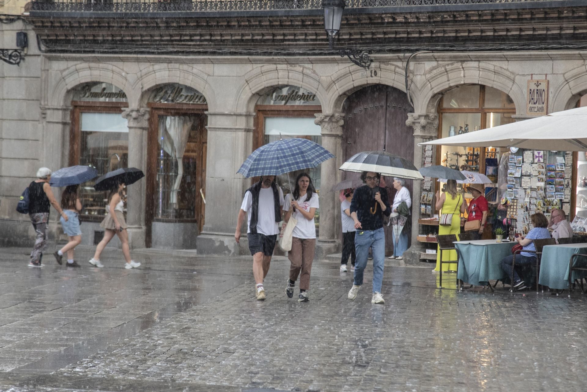 Una tormenta refresca Segovia
