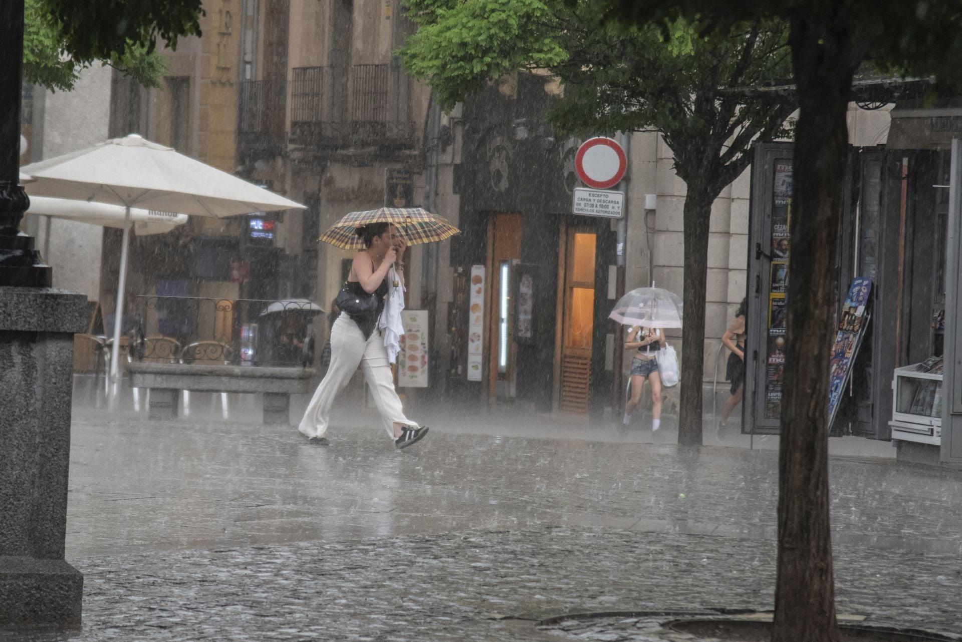 Una tormenta refresca Segovia