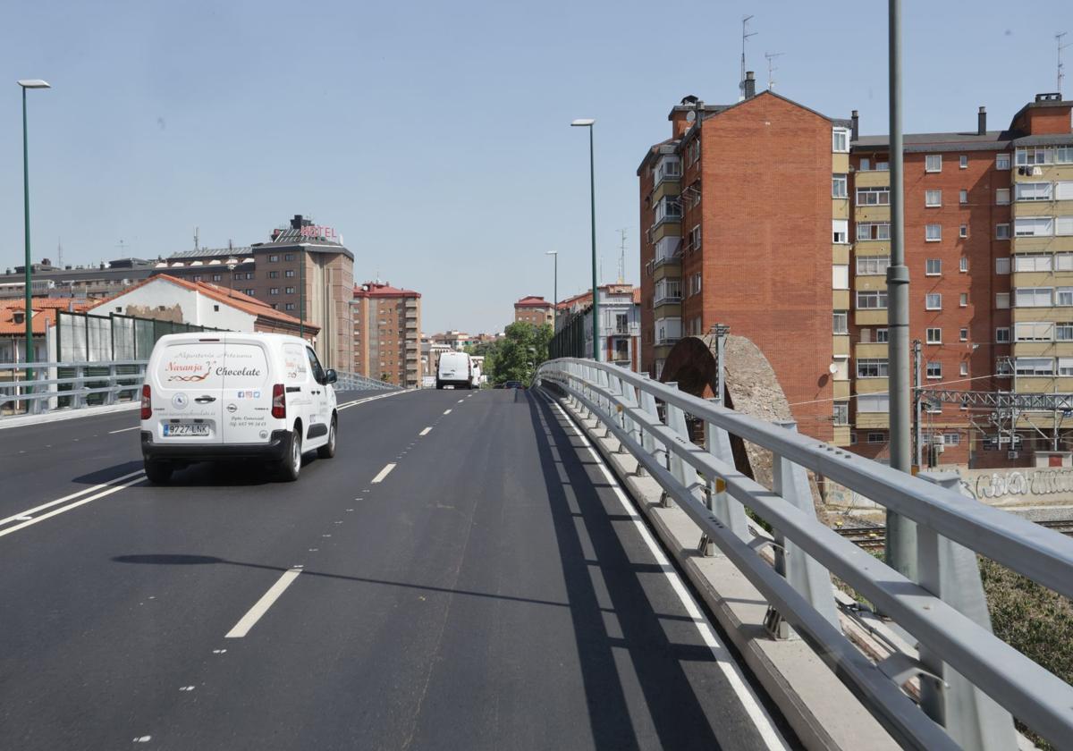 El viaducto de Arco de Ladrillo, recién rematado tras once meses de obras.