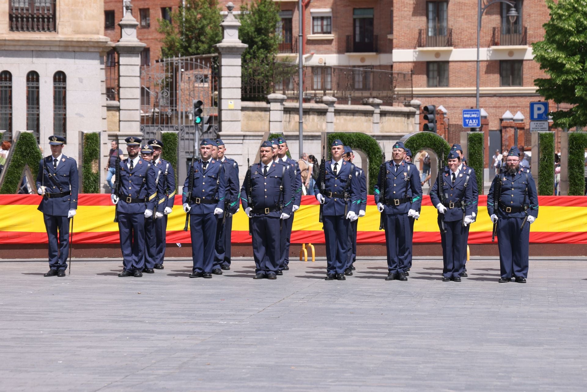 Así se ha celebrado en Valladolid el Día de las Fuerzas Armadas