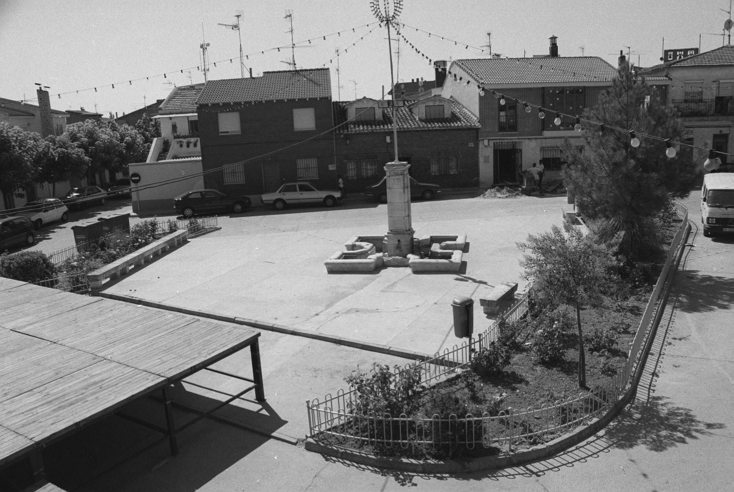 Plaza de Viana de Cega en una imagen de 1998.