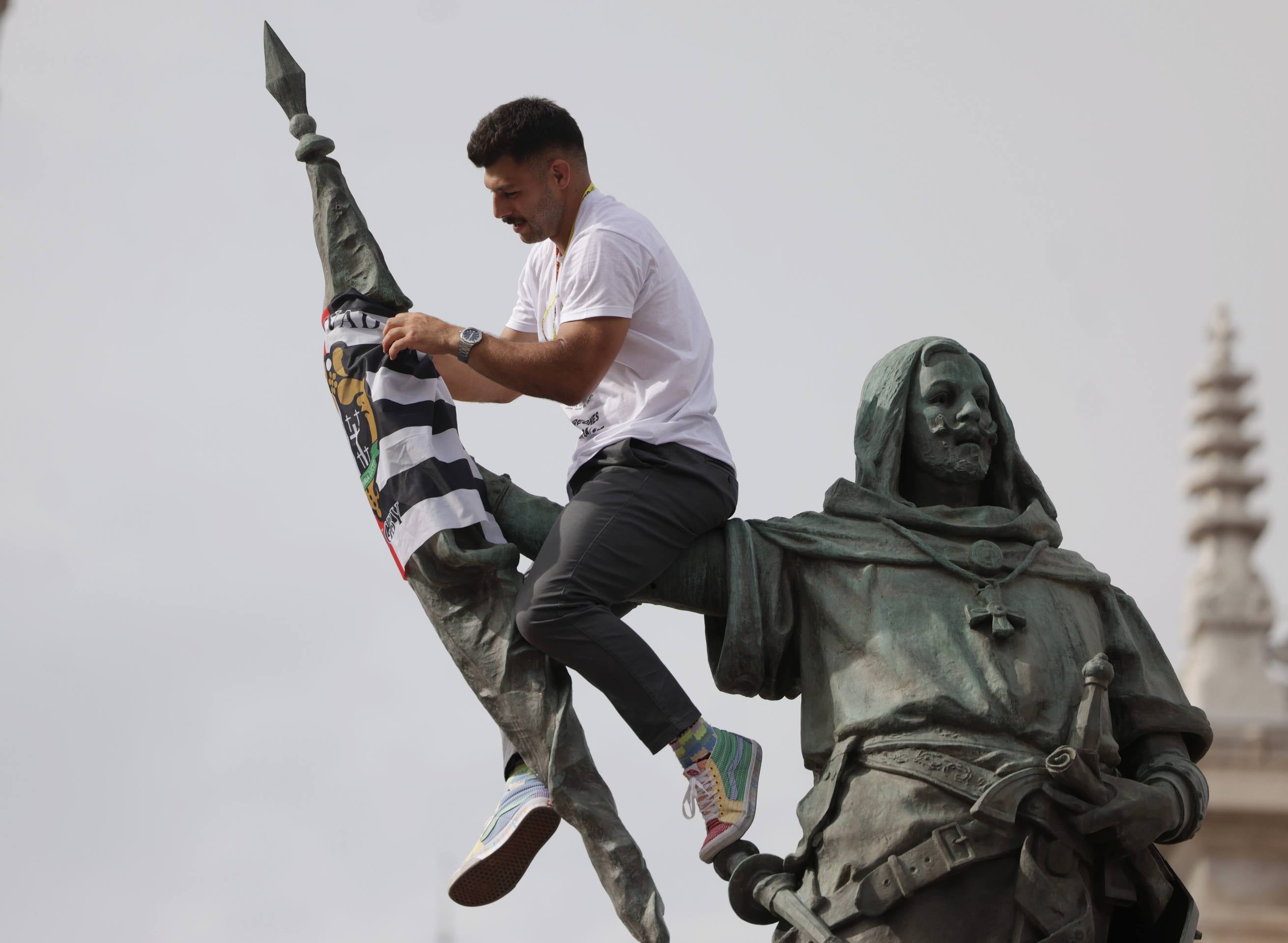 Las imágenes de la celebración del título de liga de El Salvador