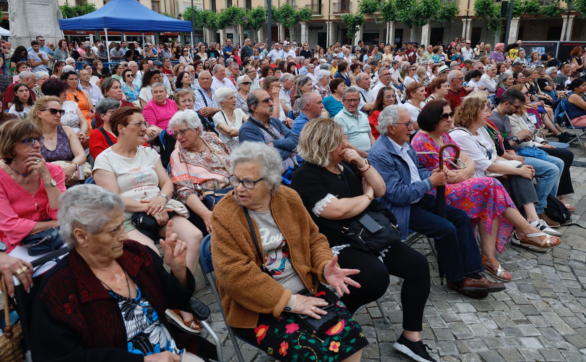 El folclore hace grande a la Feria Chica