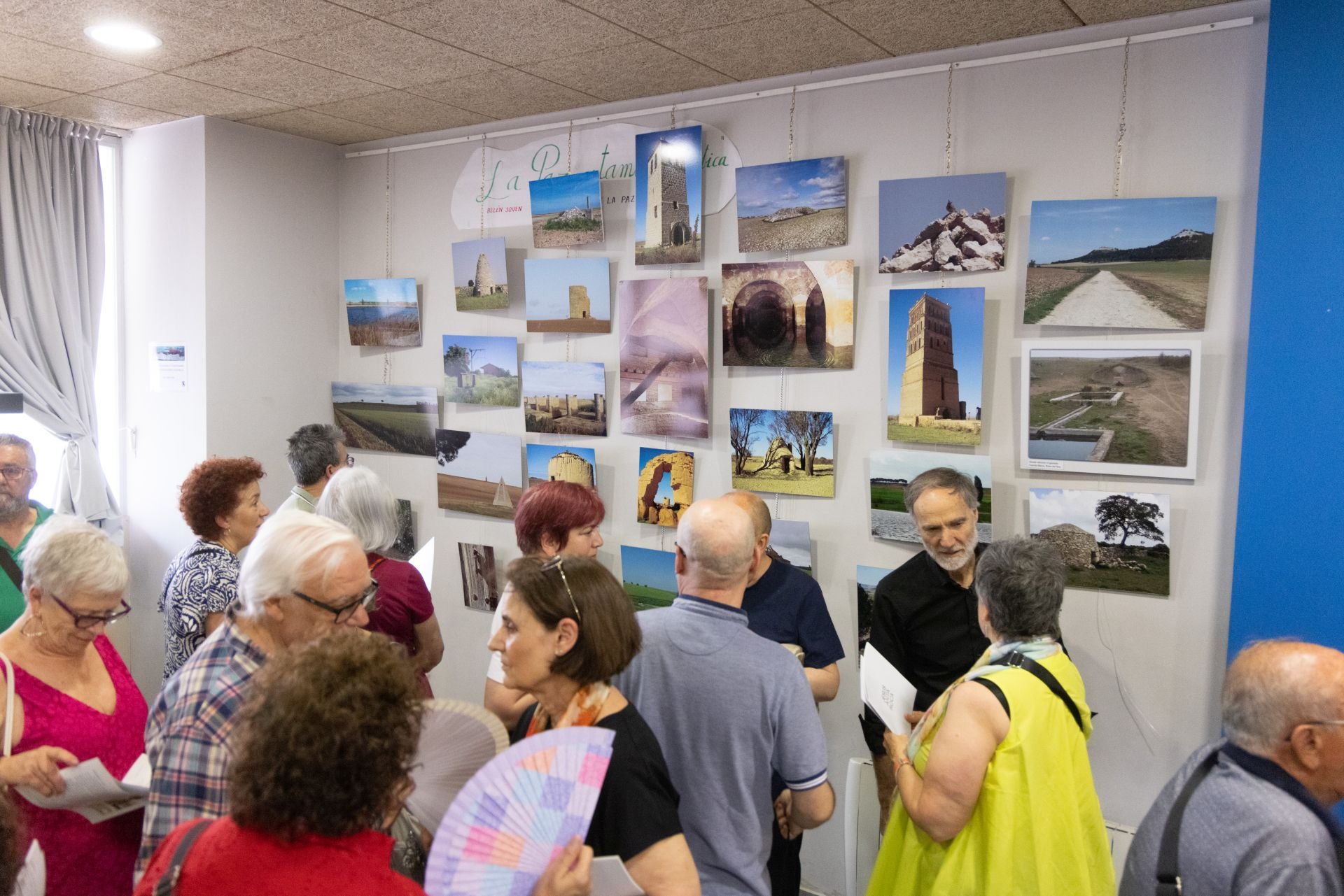 Una exposición en el barrio Belén homenajea a Jesús Anta