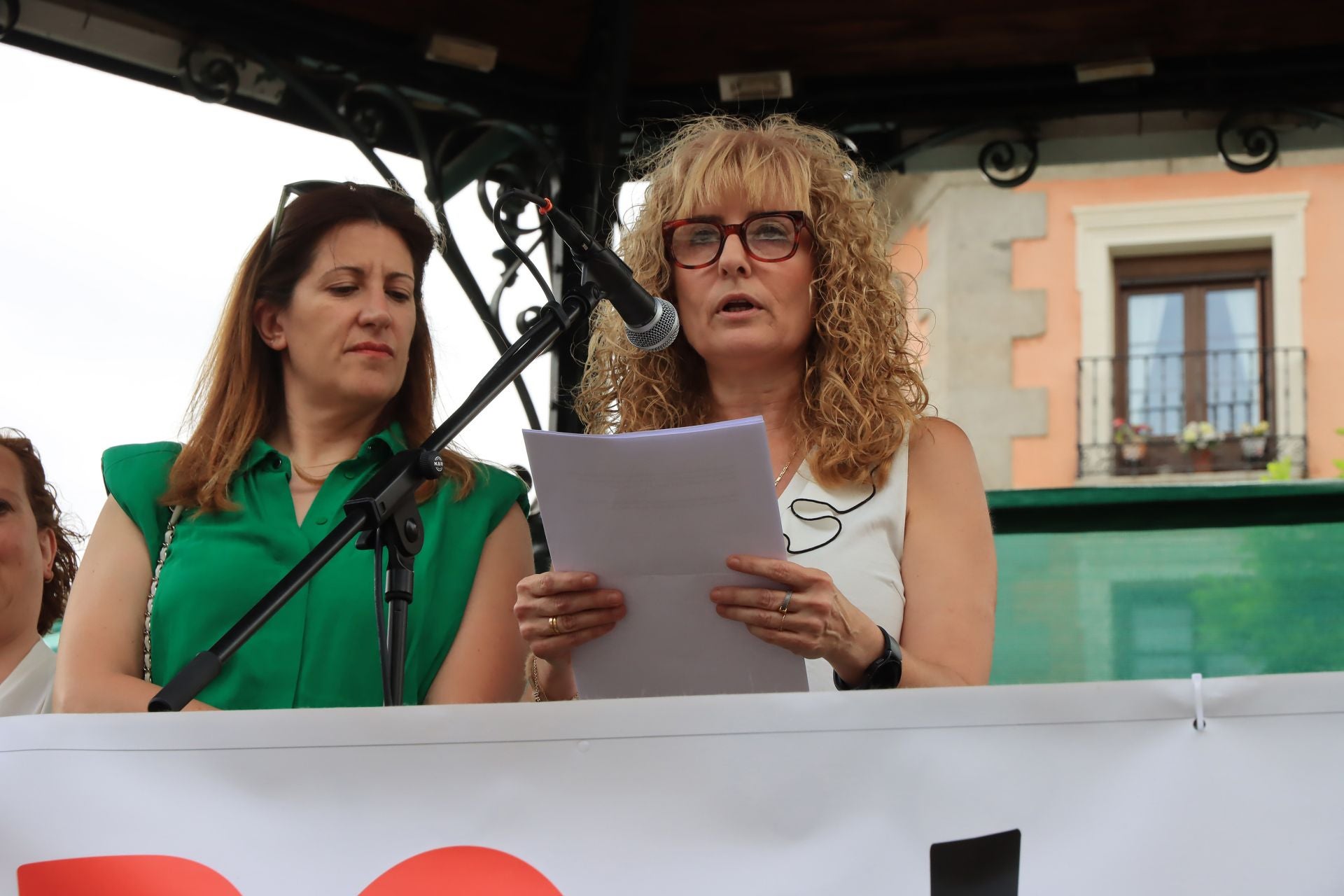 Fotos de la protesta en Segovia contra la supresión de paradas del AVE