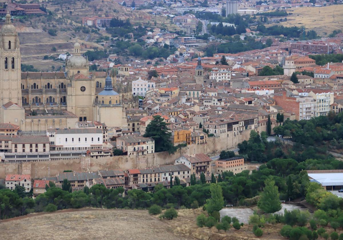 Vista aérea del casco antiguo de Segovia.
