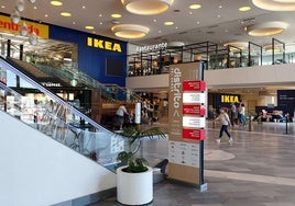 Tienda Ikea en el centro comercial Río Shopping de Arroyo de la Encomienda, Valladolid.