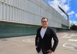 Sadok Moumni, en el exterior de La Balastera.
