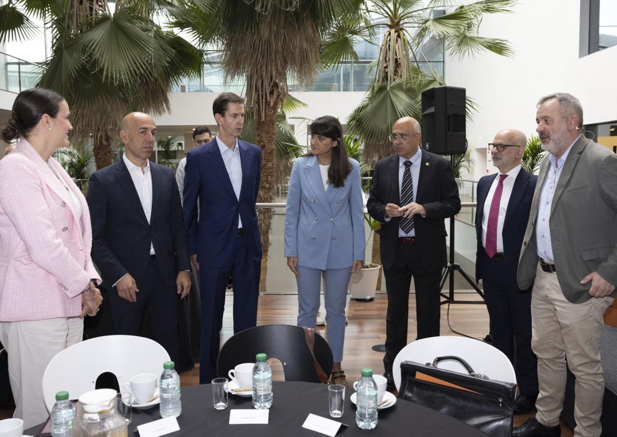 Imagen secundaria 1 - El entorno empresarial se adapta a una IA ética e innovadora