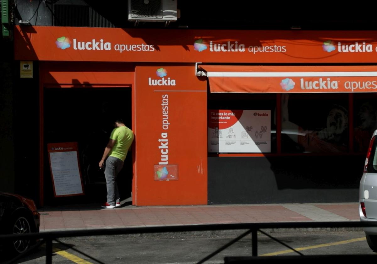 Local de apuestas en una calle de Valladolid.