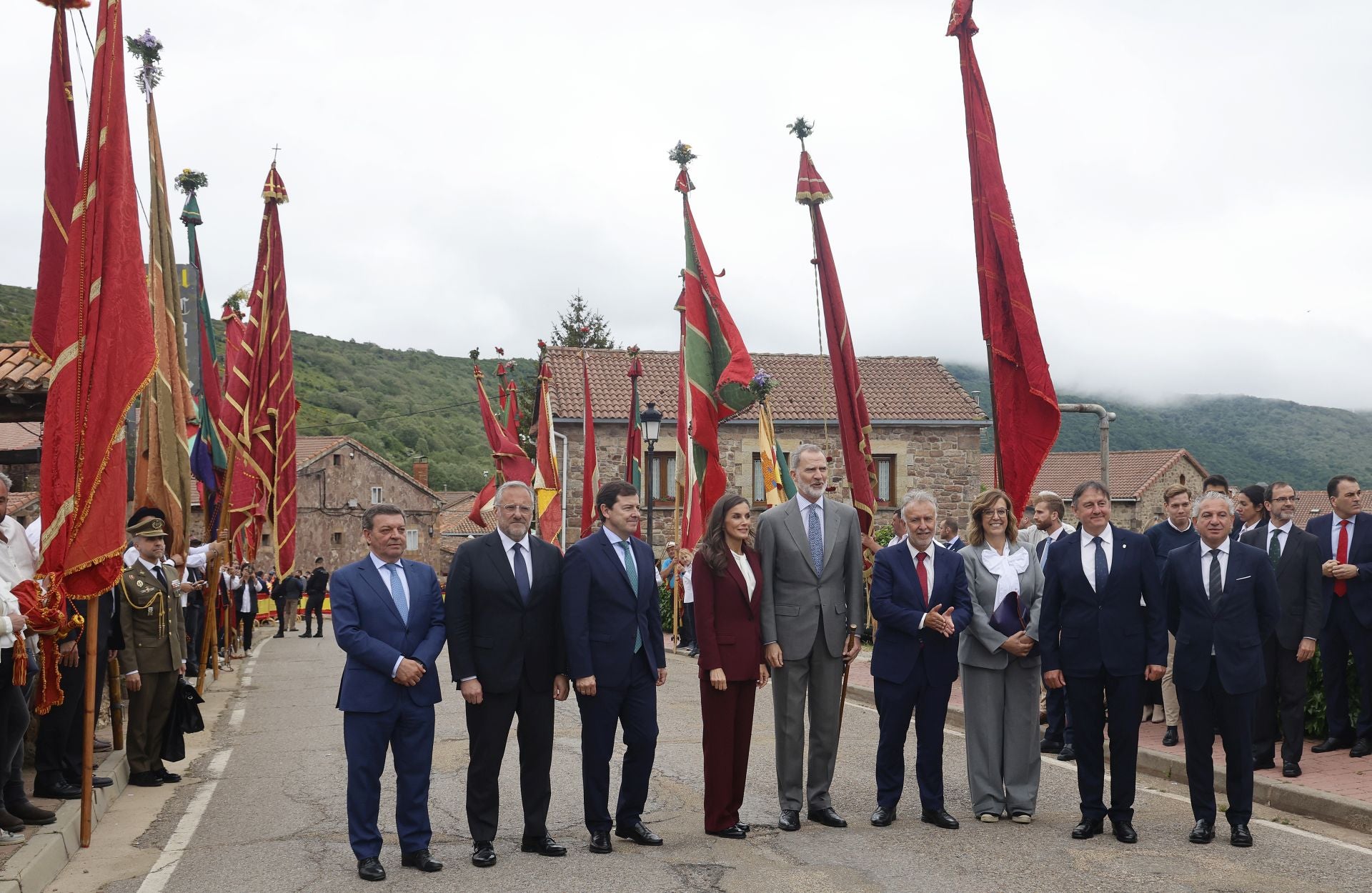 La visita de los Reyes a Brañosera, en imágenes