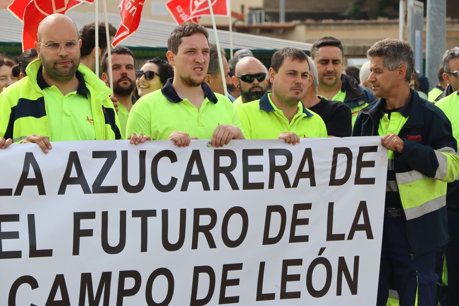 Concentración de trabajadores de Azucarera de La Bañeza
