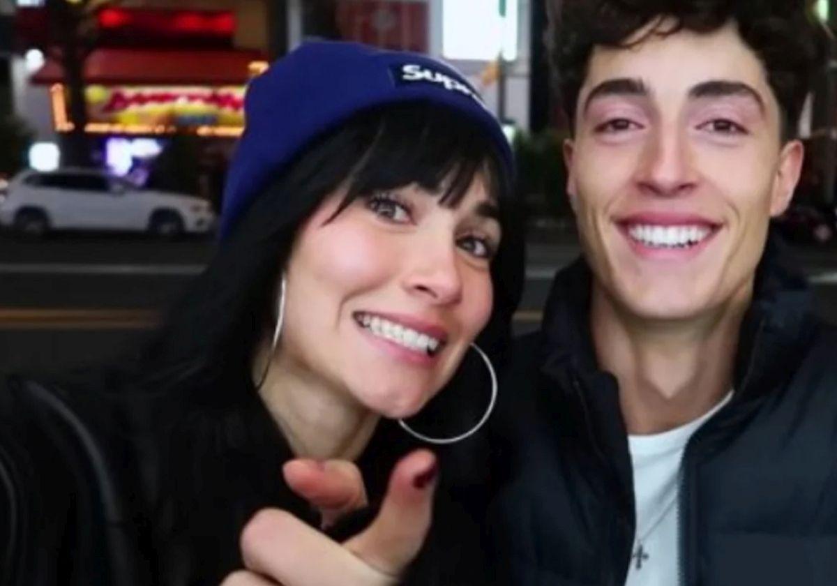 Aitana y Plex.