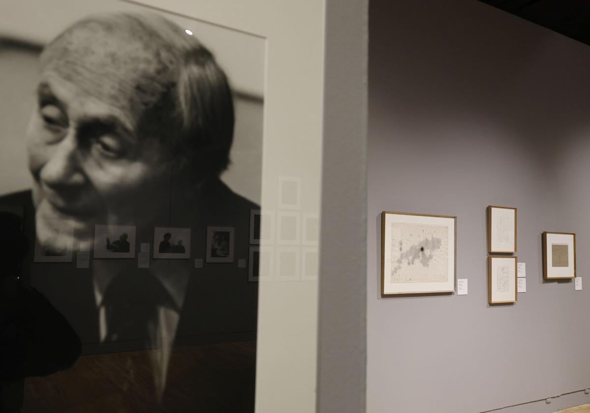 Exposisción de dibujos de Joan Miró en el Centro Cultural Provincial.