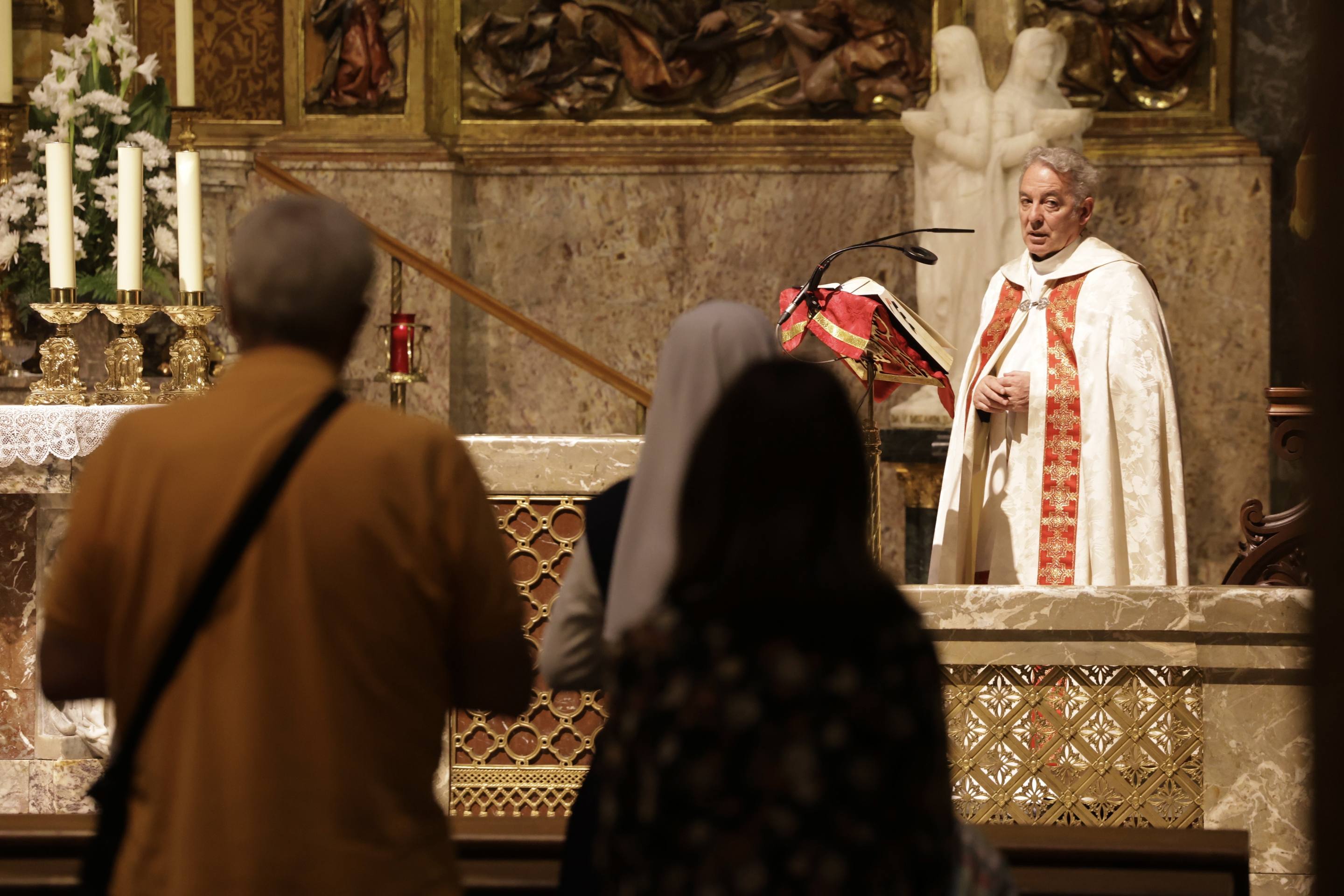 La veneración a la reliquia de Santa Margarita María de Alacoque, en imágenes