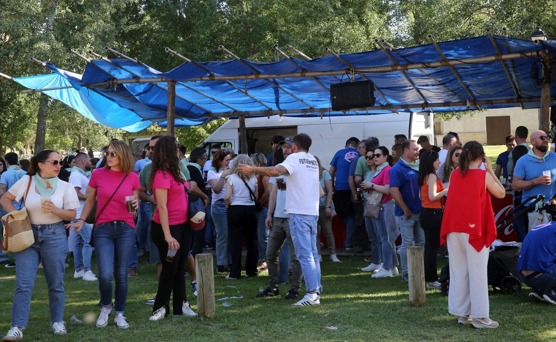 La romería de la Virgen del Bustar, en imágenes