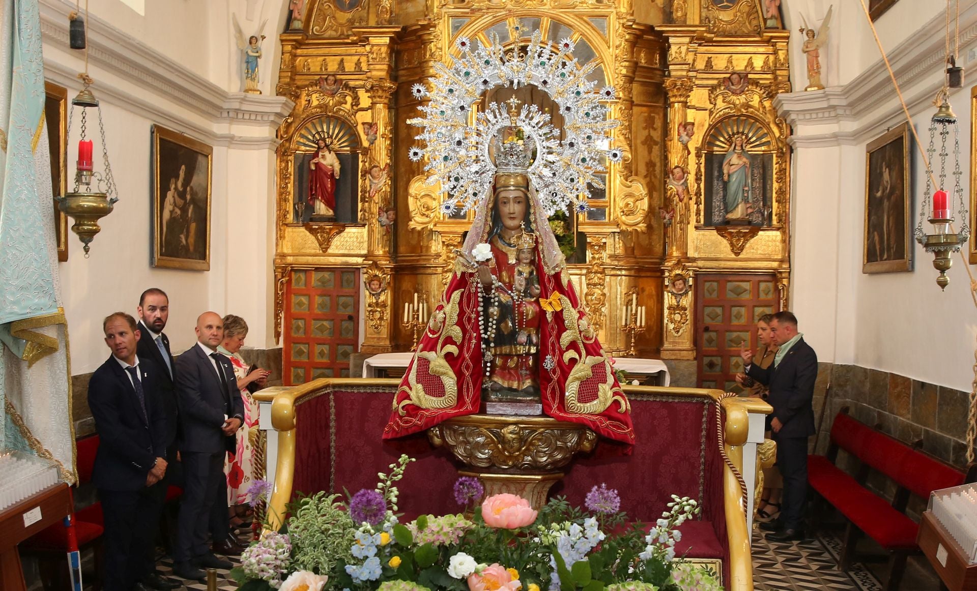 La romería de la Virgen del Bustar, en imágenes