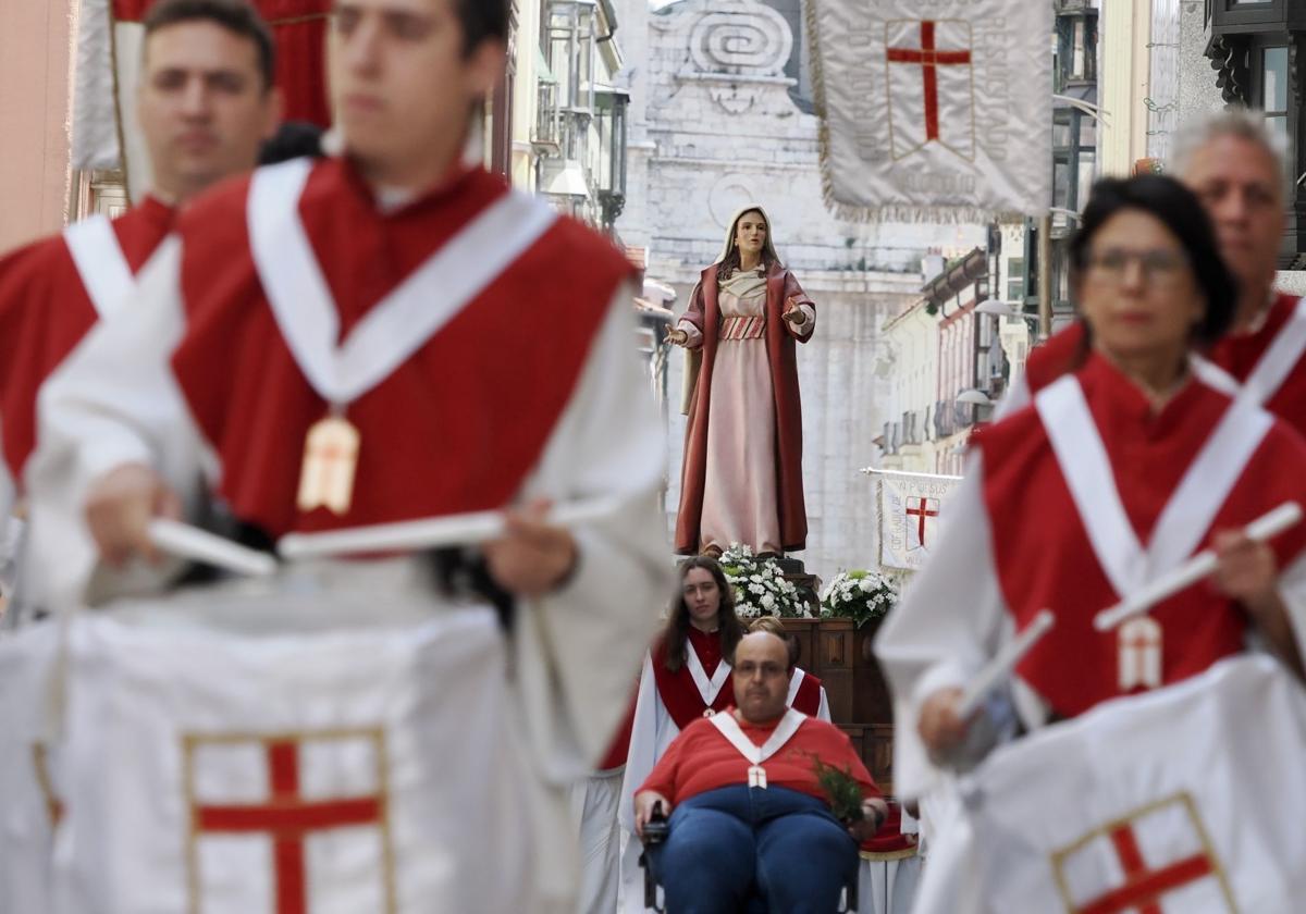 La procesión de la Virgen de la Alegría, en imágenes