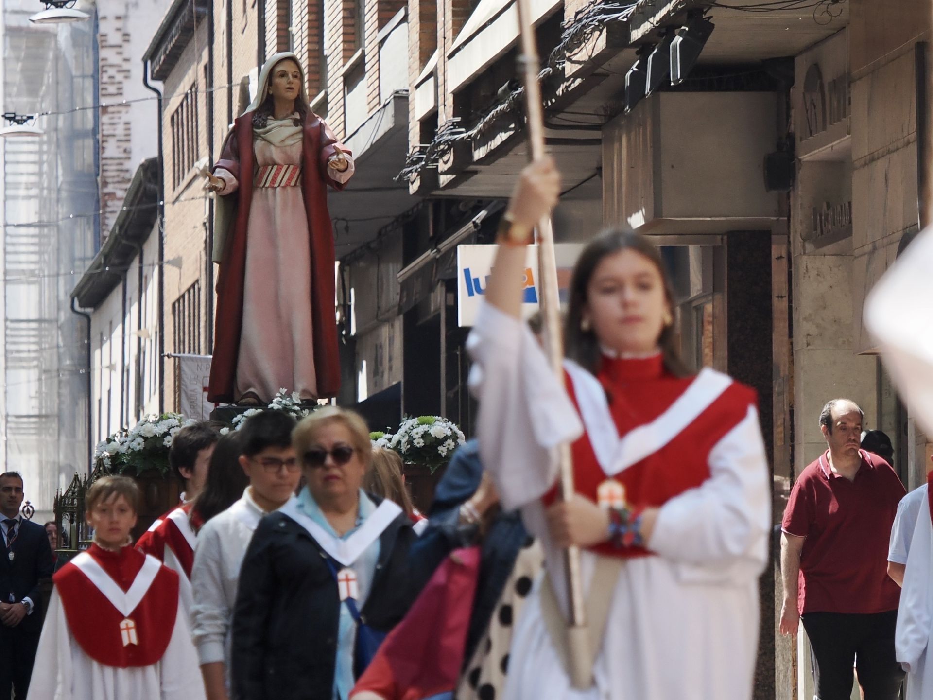 La procesión de la Virgen de la Alegría, en imágenes