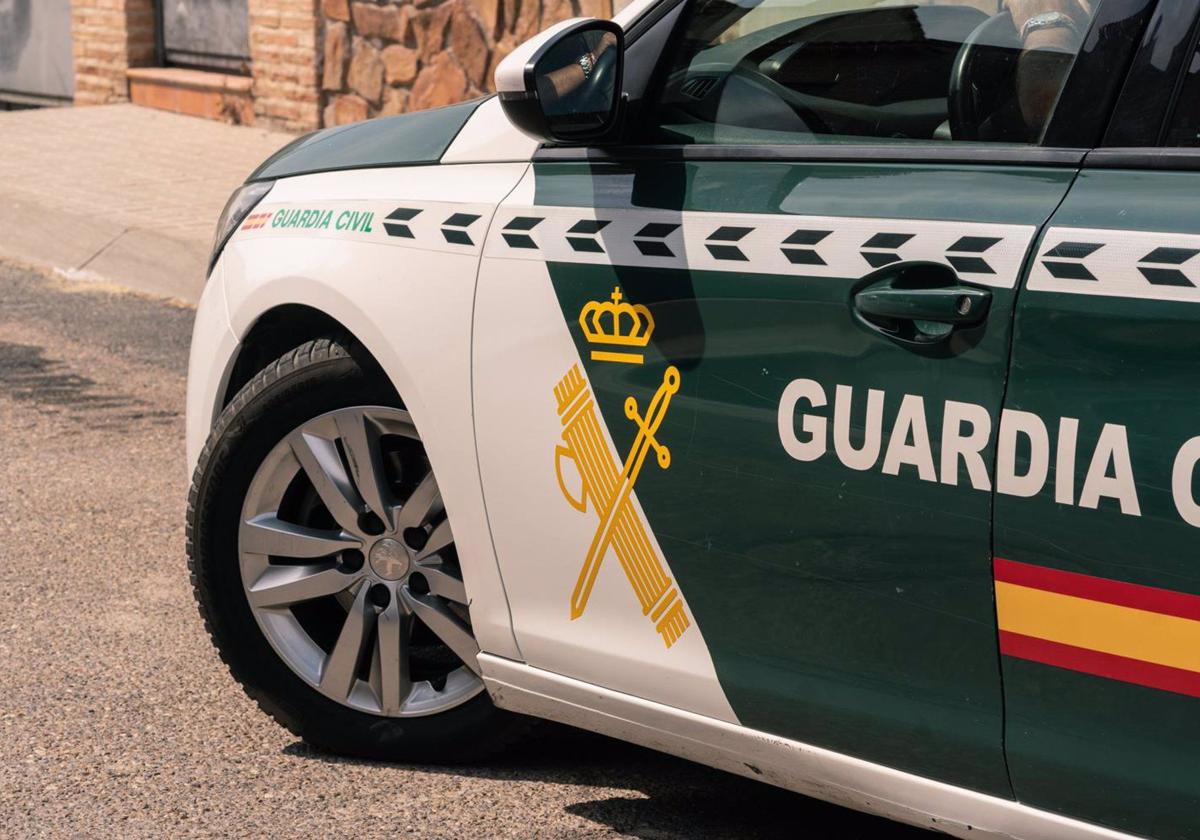 Detenidas dos ladronas reincidentes por sustraer ropa de una tienda de deportes de Arroyo