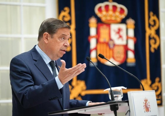 El ministro de Agricultura, Luis Planas, en un acto el pasado abril.