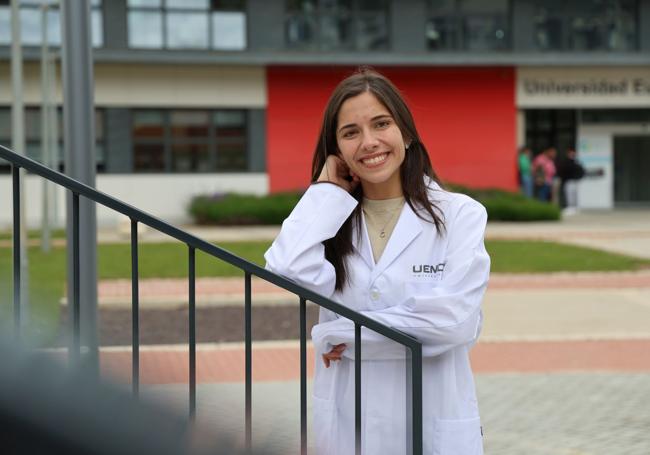 Celia García Chico, en el campus de la UEMC.