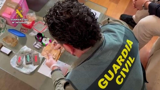 Registro en uno de los domicilios intervenidos en la operación.