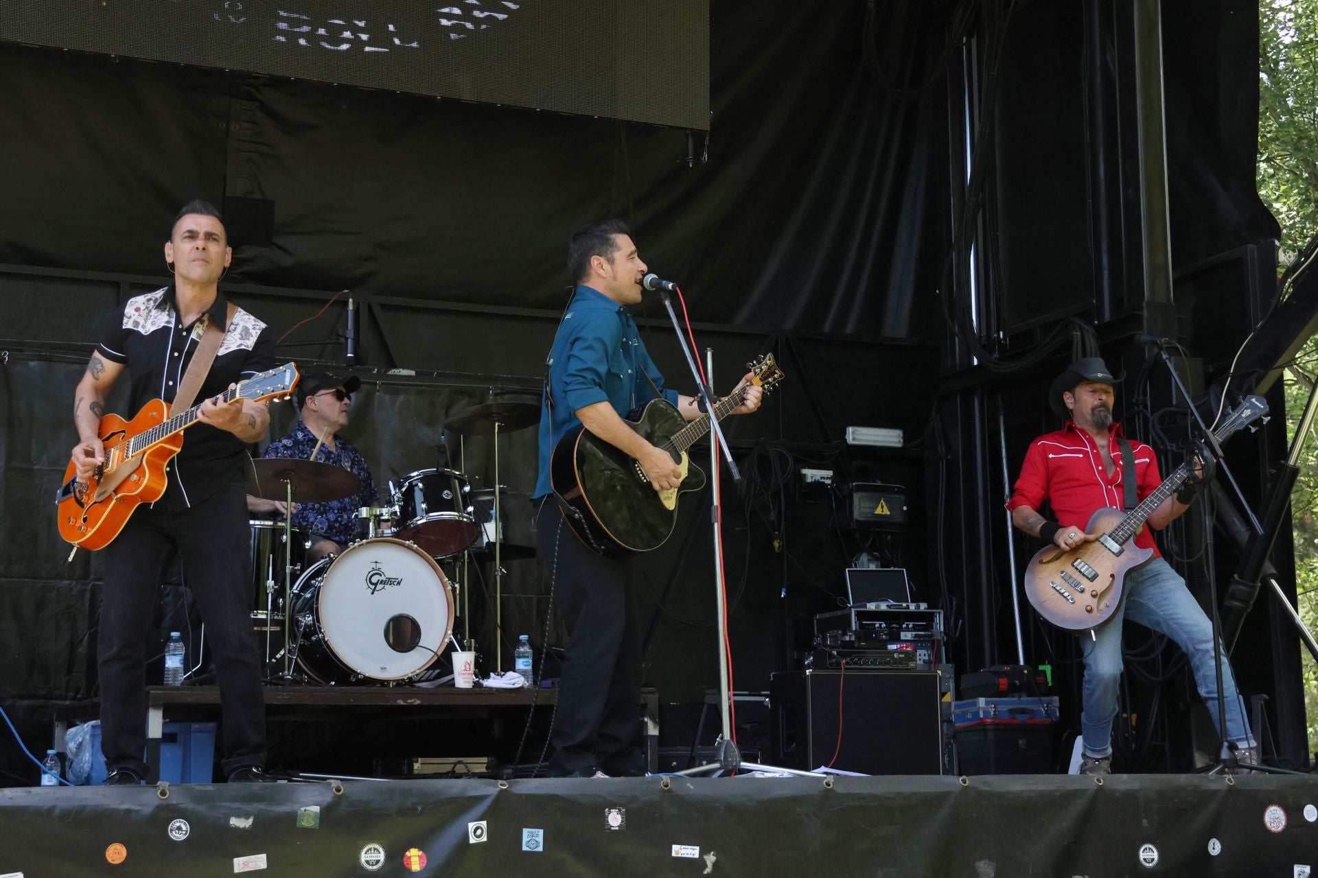 Las imágenes de los conciertos en el festival Mirarock de Santovenia