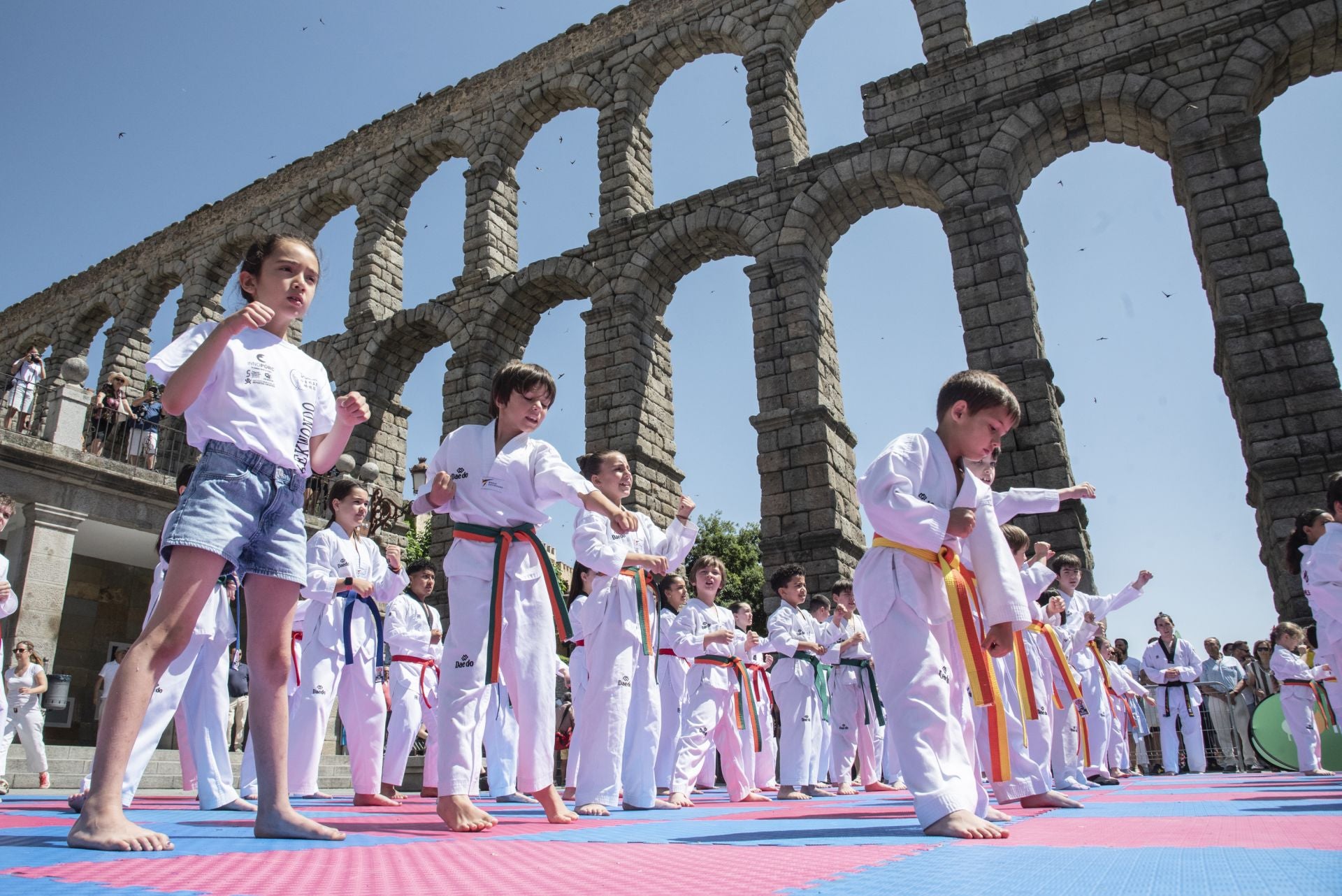 Fotografías del Tour Universo Mujer en Segovia