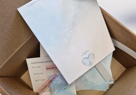 Caja de duelo que entregarán los hospitales de Castilla y León.