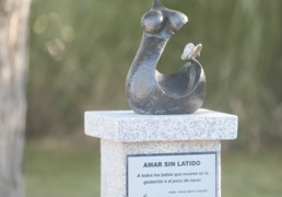 Un pequeño 'Rincón Blanco' para honrar la memoria de los bebés que fallecieron
