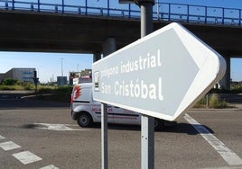 Cruce de las calles Oro y Topacio, bajo el viaducto de la VA-30, donde se instalará una de las ocho cámaras.