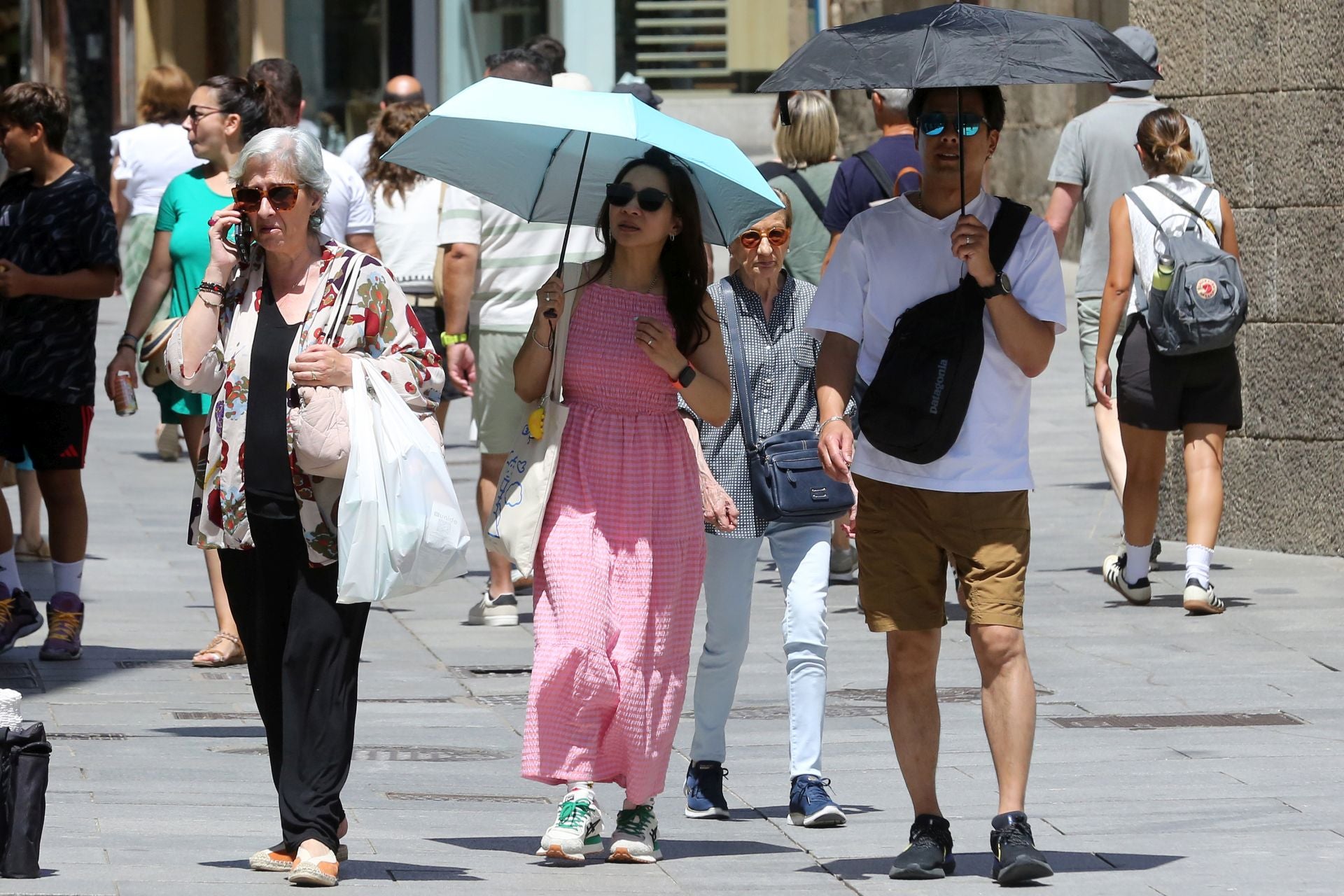 Fotos de las jornadas de calor en Segovia del final de primavera