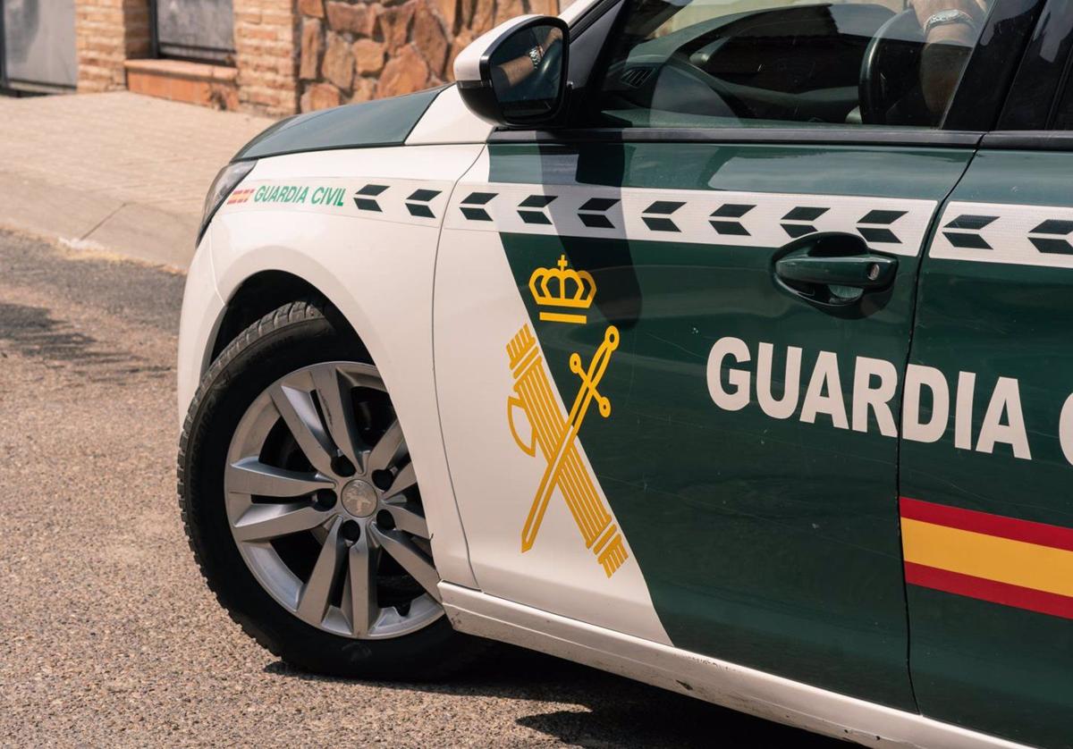 Cae una banda que robaba cable telefónico y falsificaba matrículas en Ávila