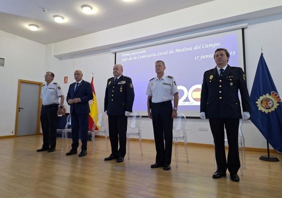 Toma de posesión del nuevo jefe de la Comisaría de la Policía Nacional en Medina del Campo.