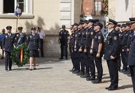 Acto de homenaje en Palencia a los policías nacionales víctimas del terrorismo.